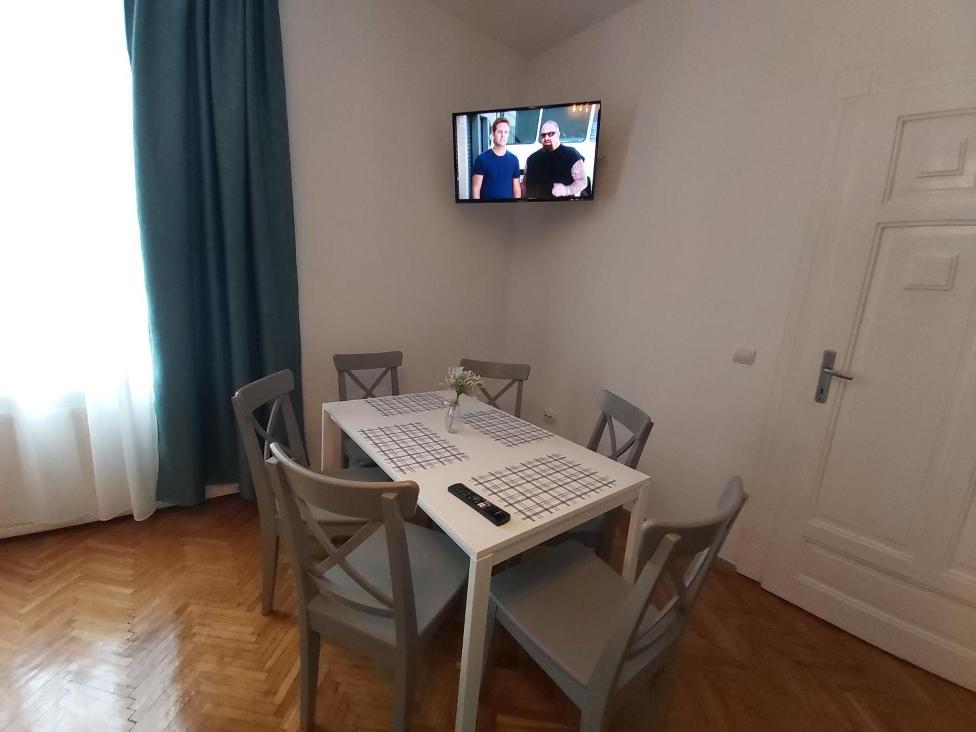 92 Residence Brassó Szoba fotó